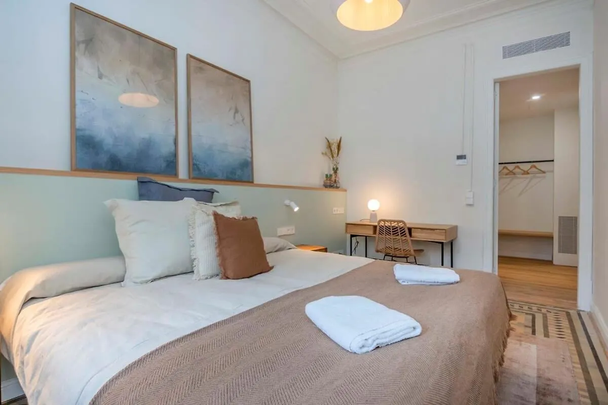 Apartamento Amazing 5 Bd 5 Bathroom Next To Plaza Catalunya Barcelona