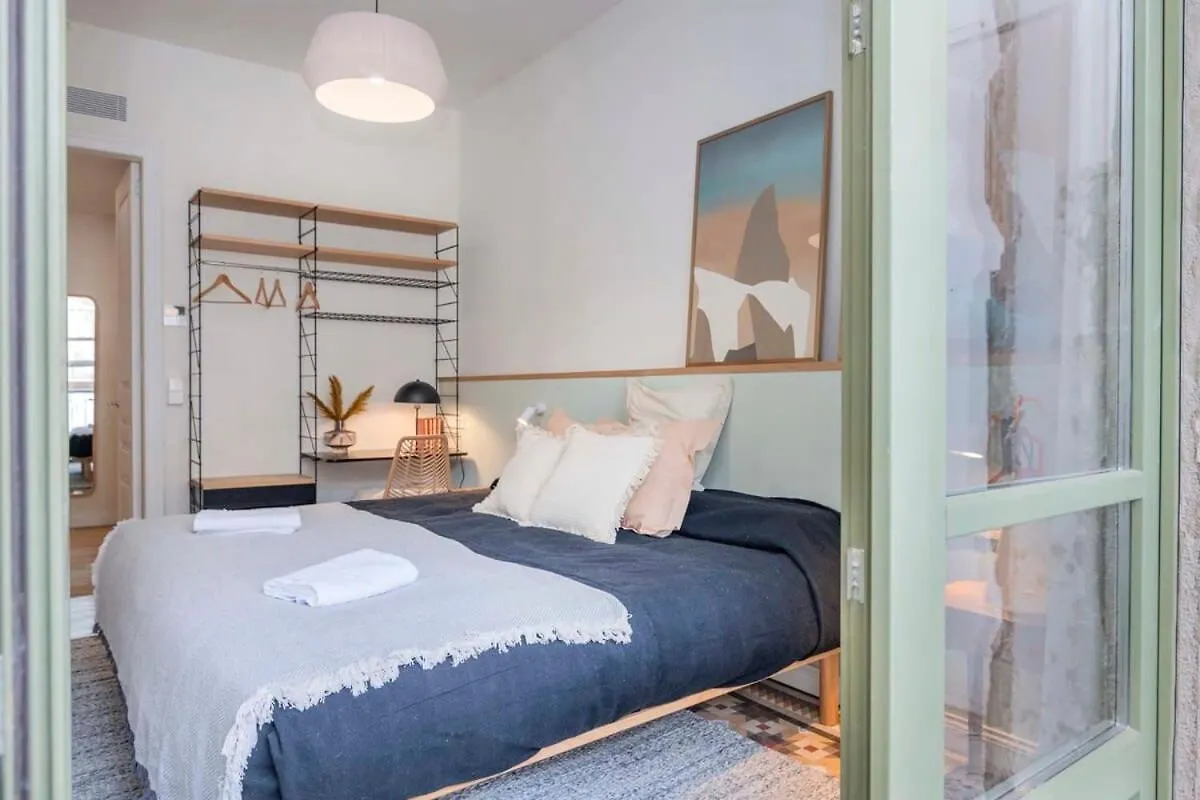 Amazing 5 Bd 5 Bathroom Next To Plaza Catalunya 바르셀로나 0*,  스페인