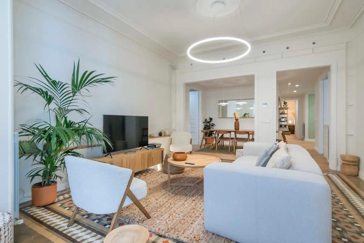 아파트 Amazing 5 Bd 5 Bathroom Next To Plaza Catalunya 바르셀로나 스페인